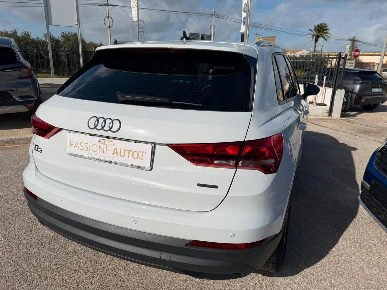 Audi Q3 35 2.0 TDI 150 CV S tronic Business Plus