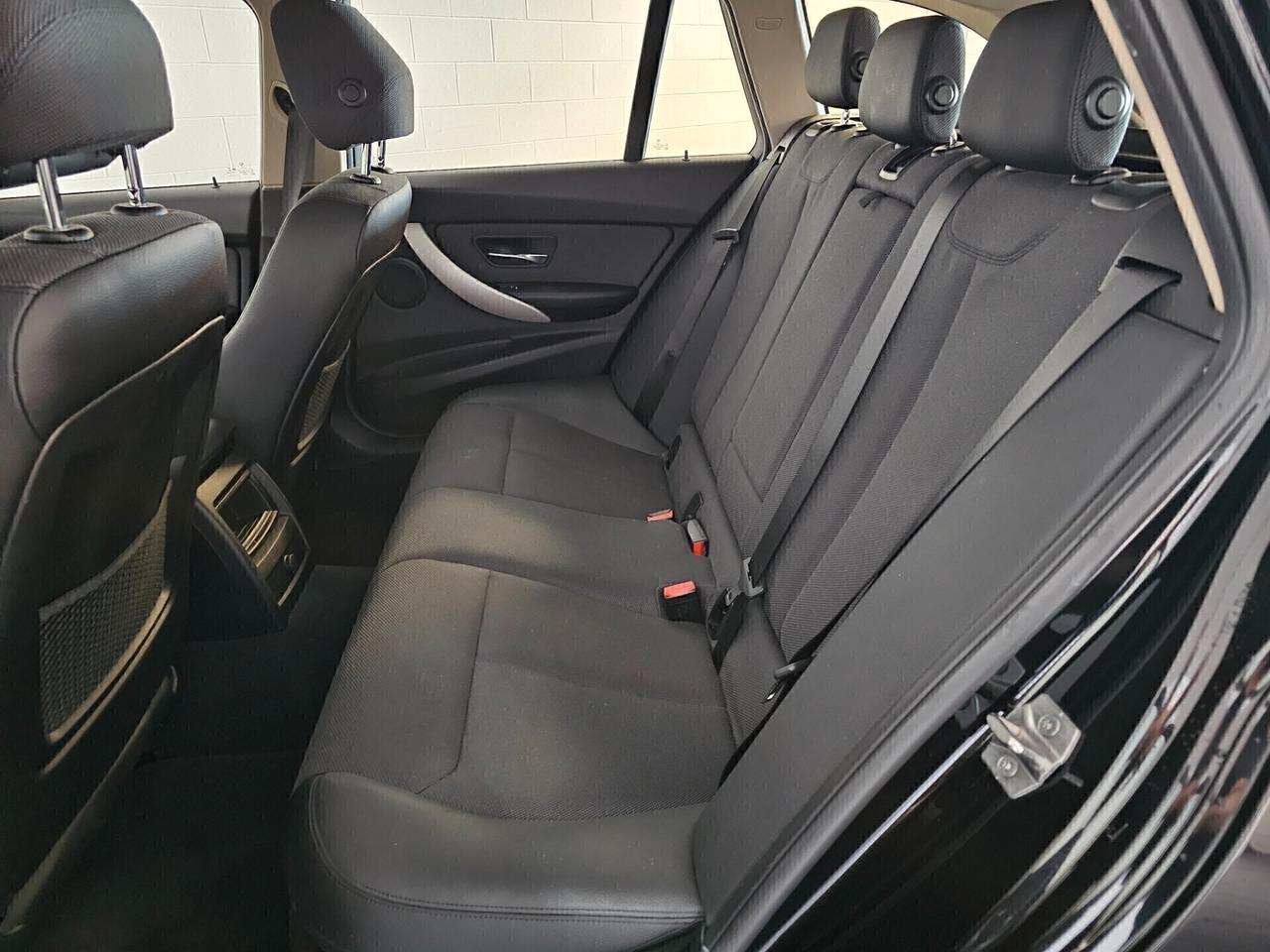 Bmw 330dA Touring Sport 258cv