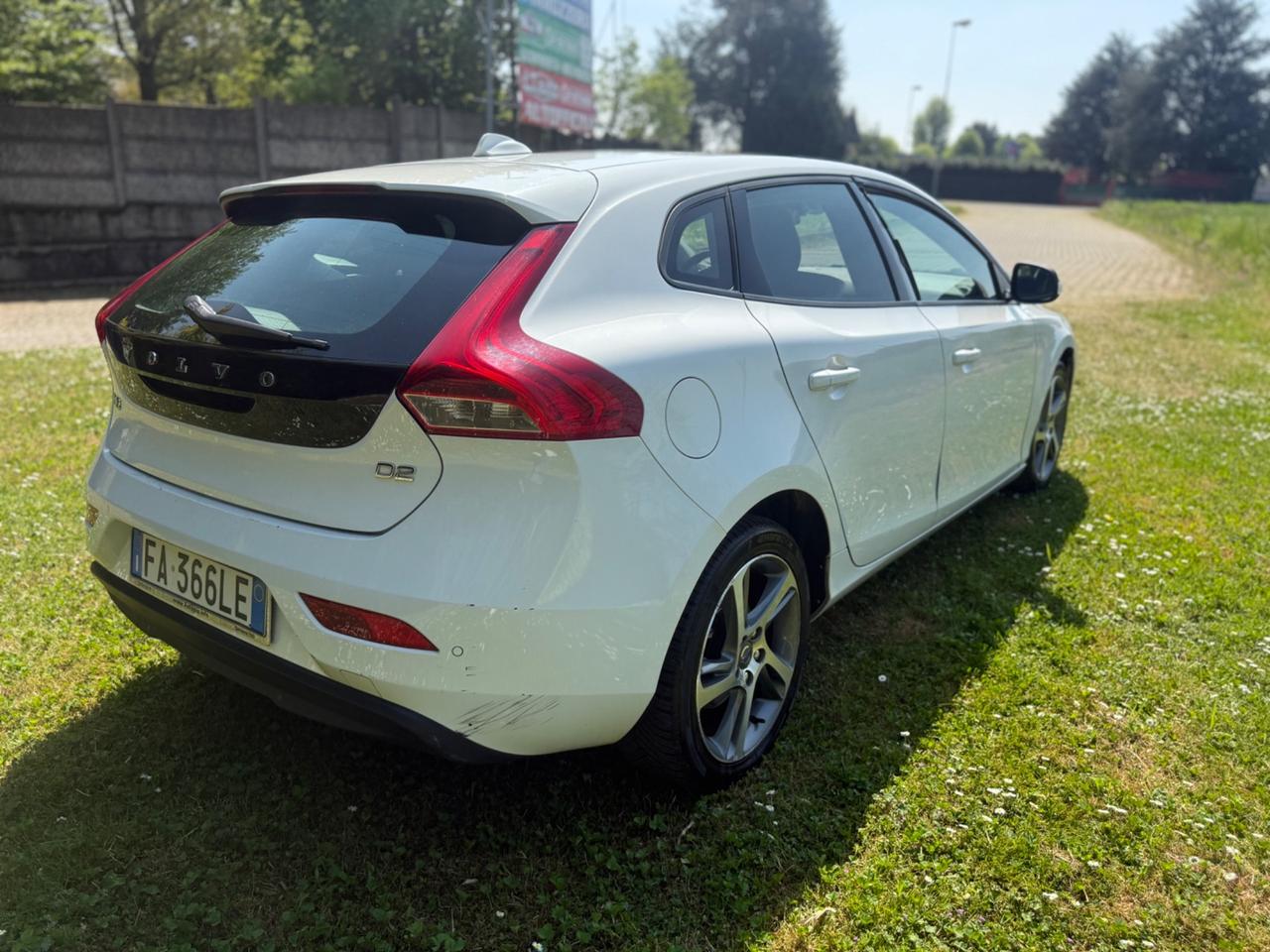 Volvo V40 D2 1.6 Powershift Momentum
