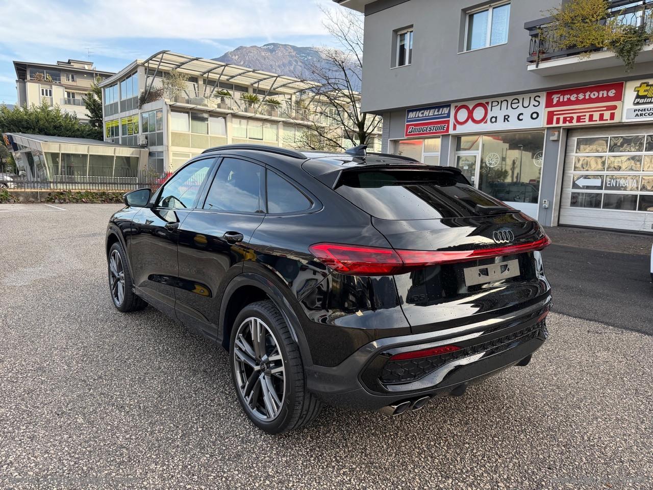 AUDI Q5 SPB TDi S tronic quattro S line ed. SLINE INTERNO ED ESTERNO + TETTO ELET. + TERZO SCHERMO