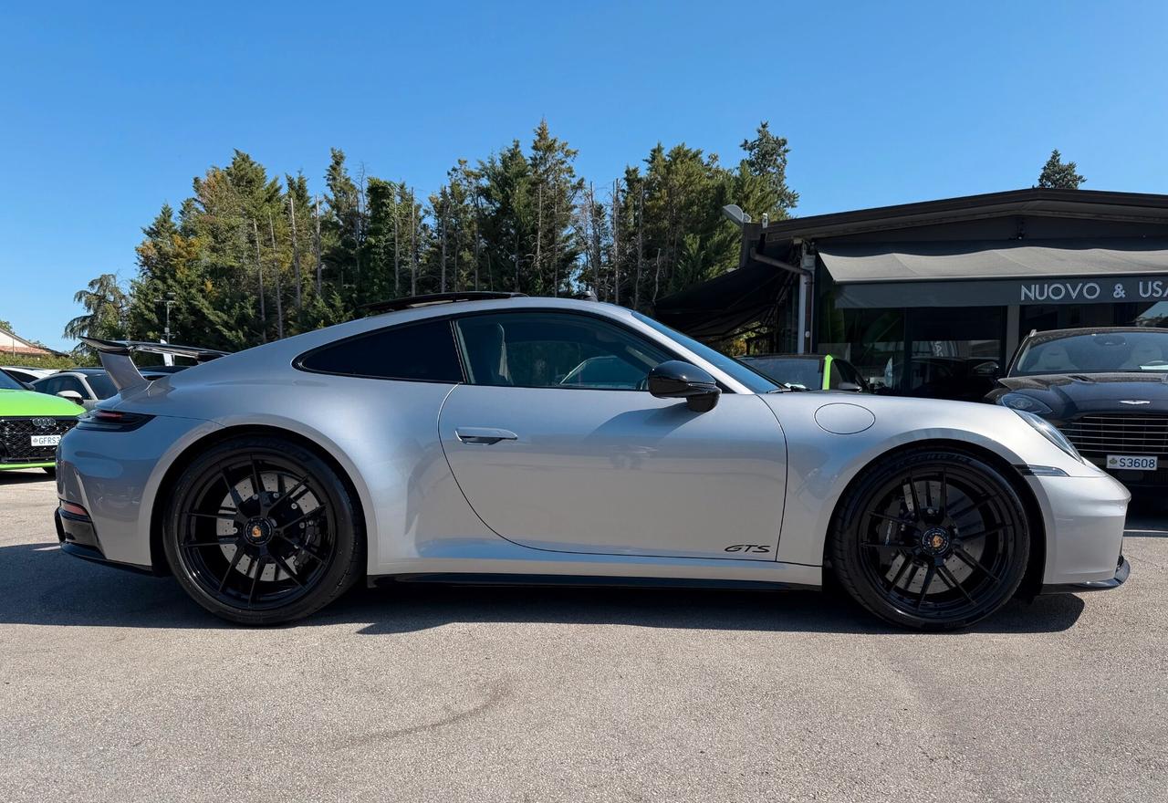 Porsche 992 CARRERA COUPè GTS AUTO/CARBOCERA/TETTO/AEROKIT/BOSE