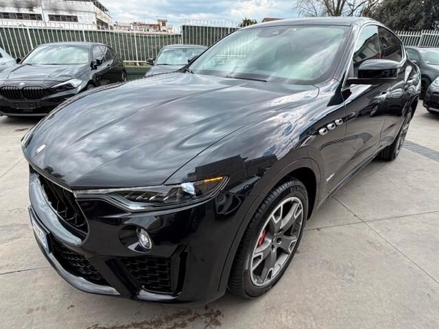 Maserati Levante V6 430 CV S Q4 Gransport