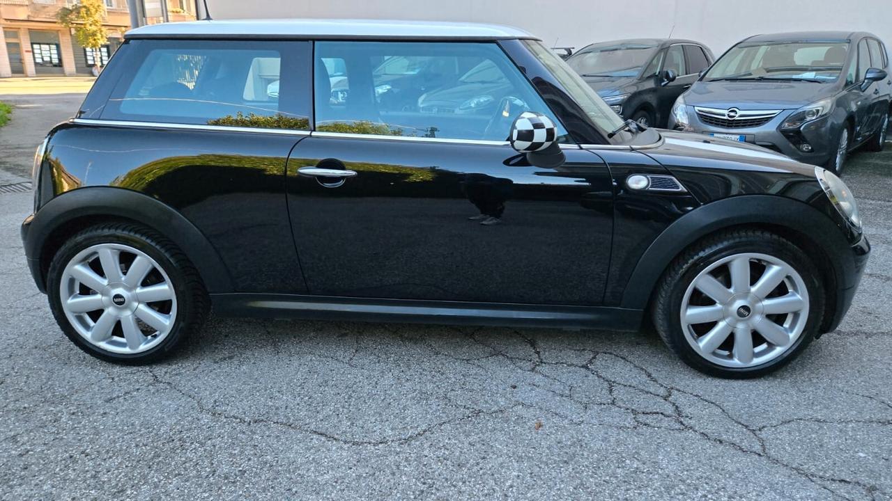 Mini 1.6 16V Cooper