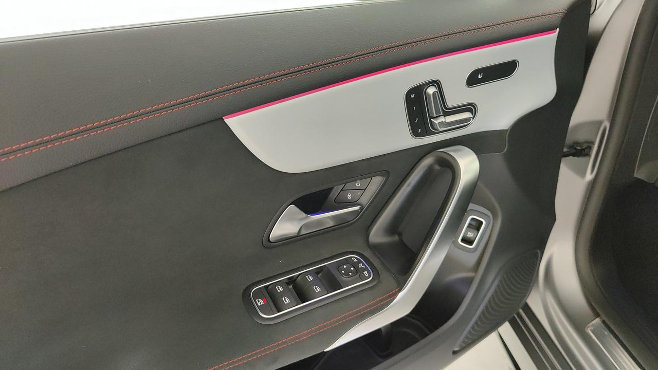 Mercedes-Benz CLA Shooting Brake AMG 35 4matic auto