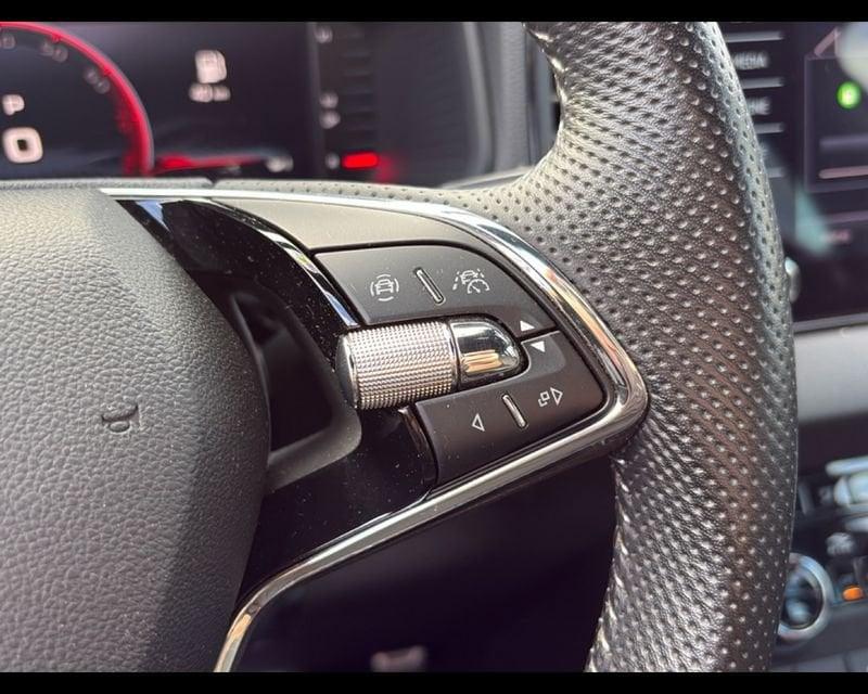 Škoda Karoq Karoq 1.5 tsi Sportline dsg