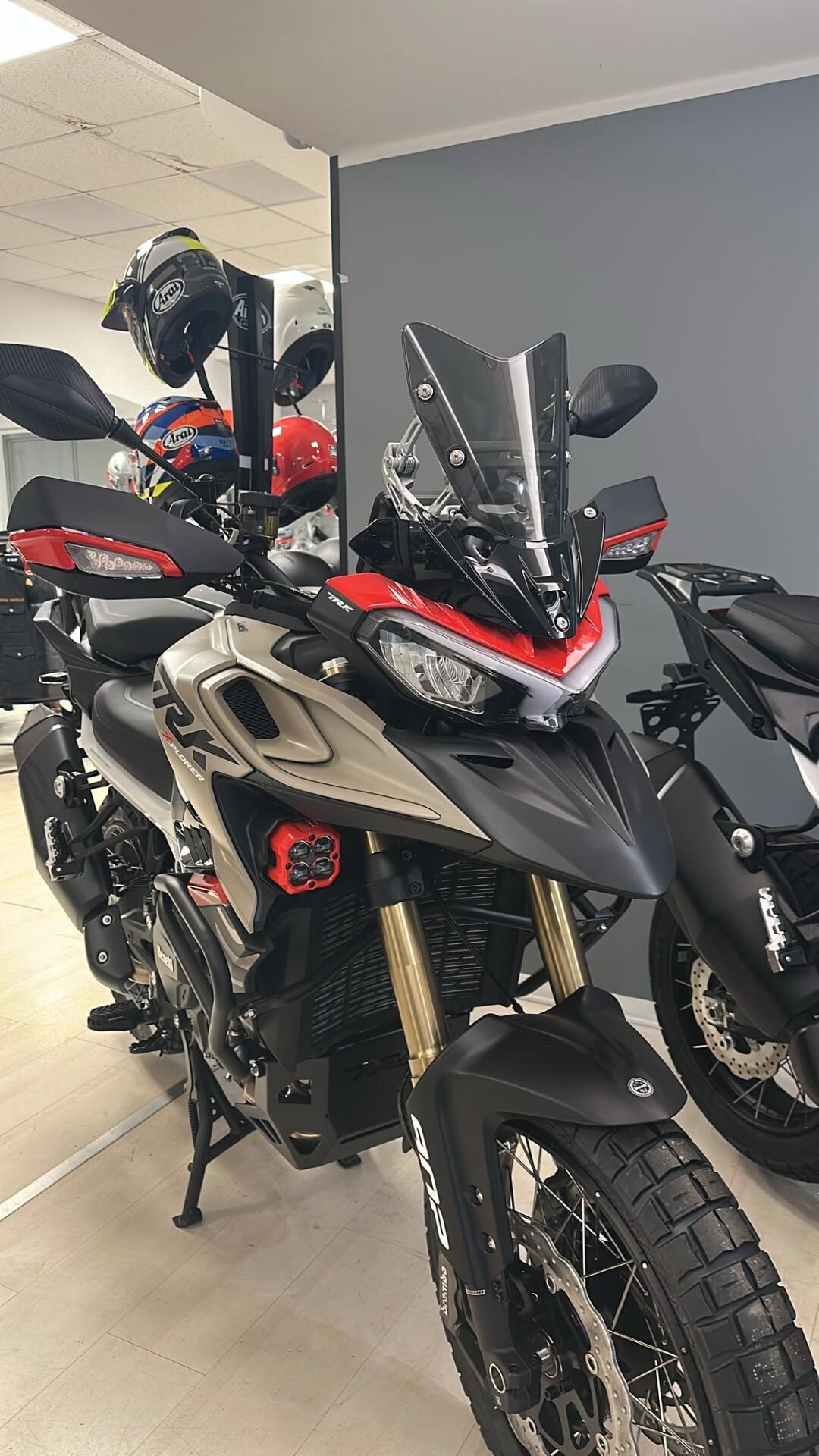 Benelli TRK 902 STRADALE
