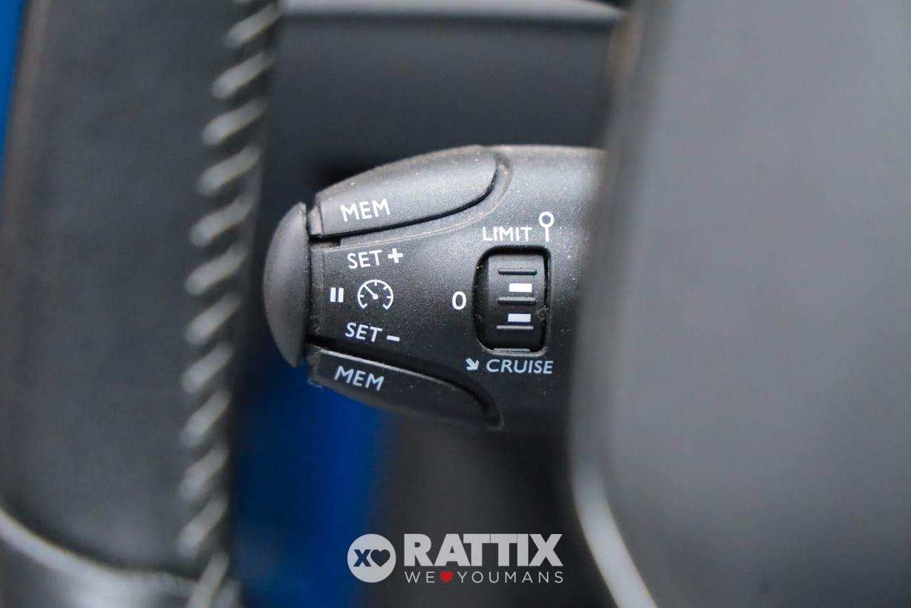 Peugeot e-208 motore elettrico 100kW Allure Pack