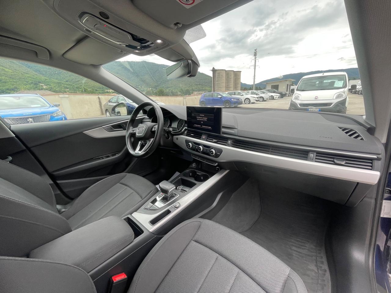 Audi A4 AVANT 35 TDI 163 Cv S TRONIC 1 Proprietario