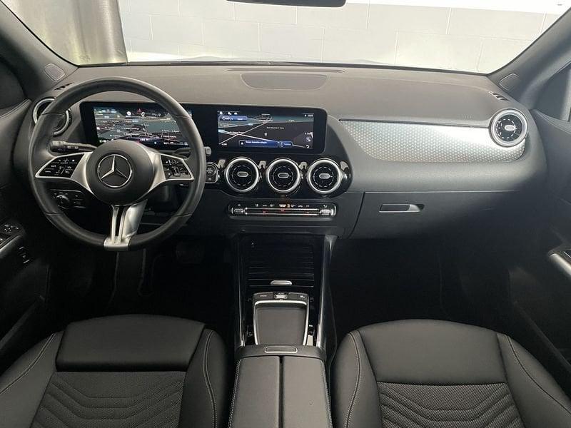 Mercedes-Benz GLA GLA 180 Automatic Progressive Advanced
