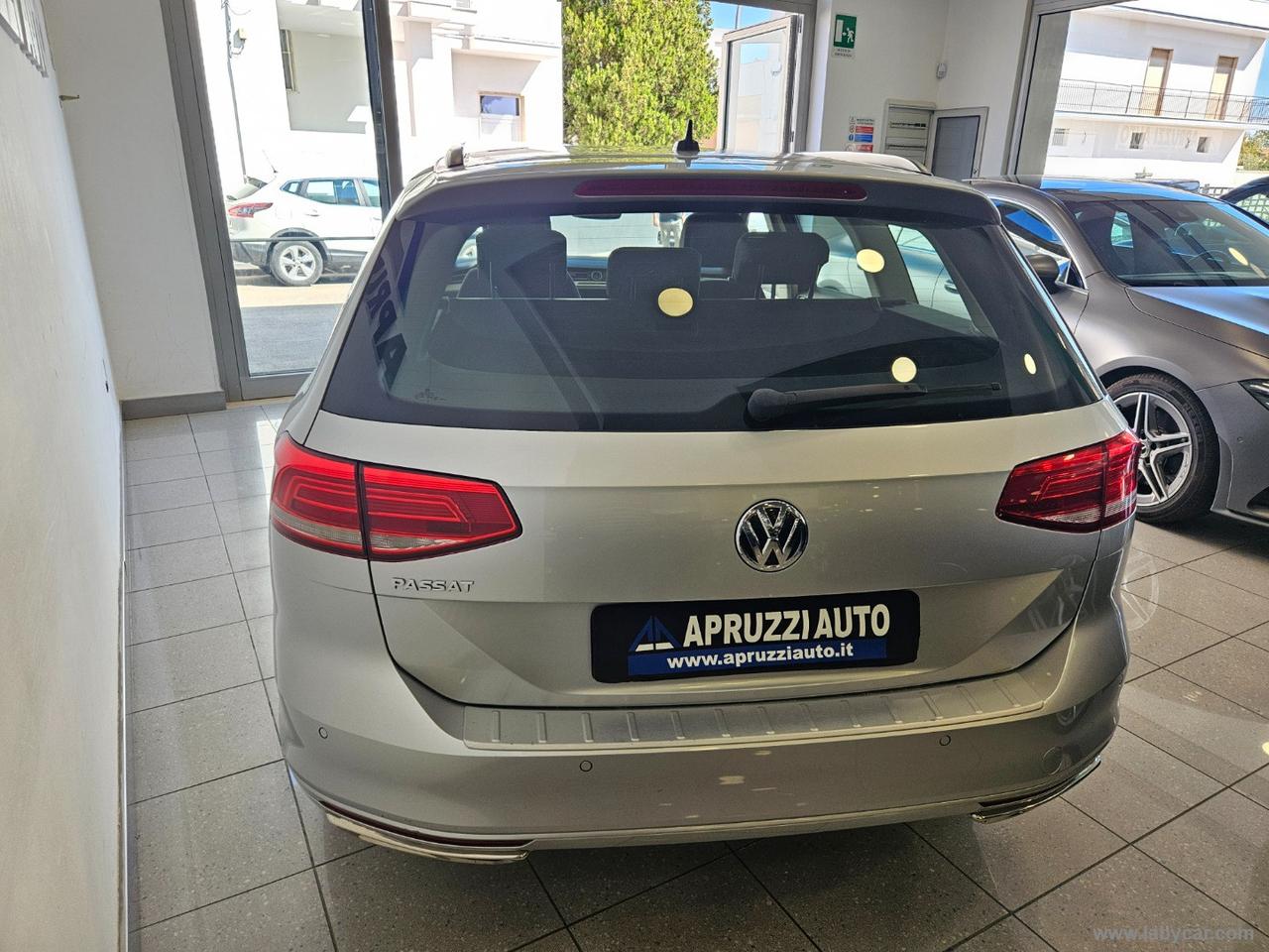 VOLKSWAGEN Passat Var. 1.6 TDI DSG EVO Business BMT