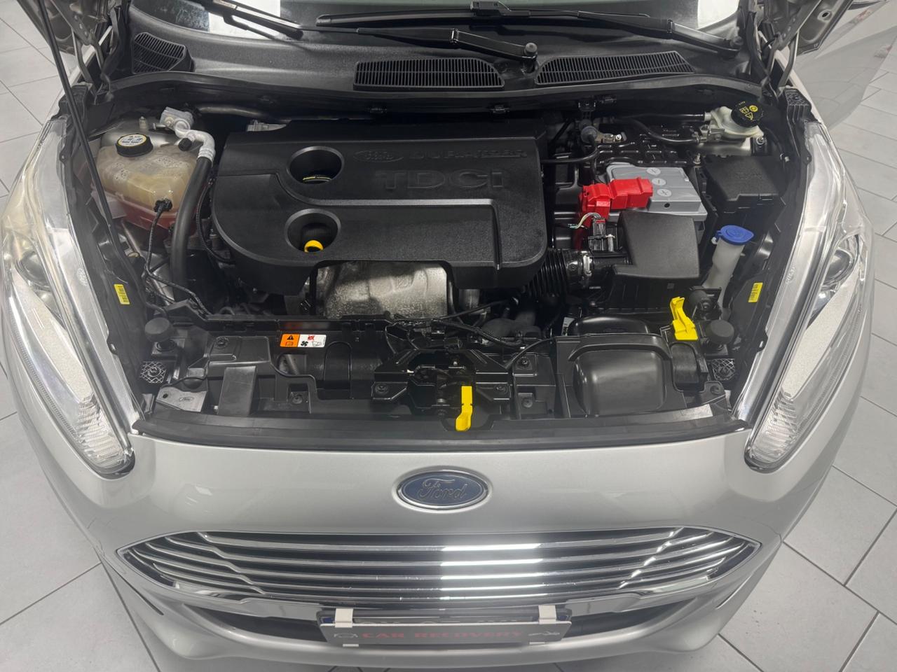 Ford Fiesta 1.5 TDCi 75CV 5 porte Titanium