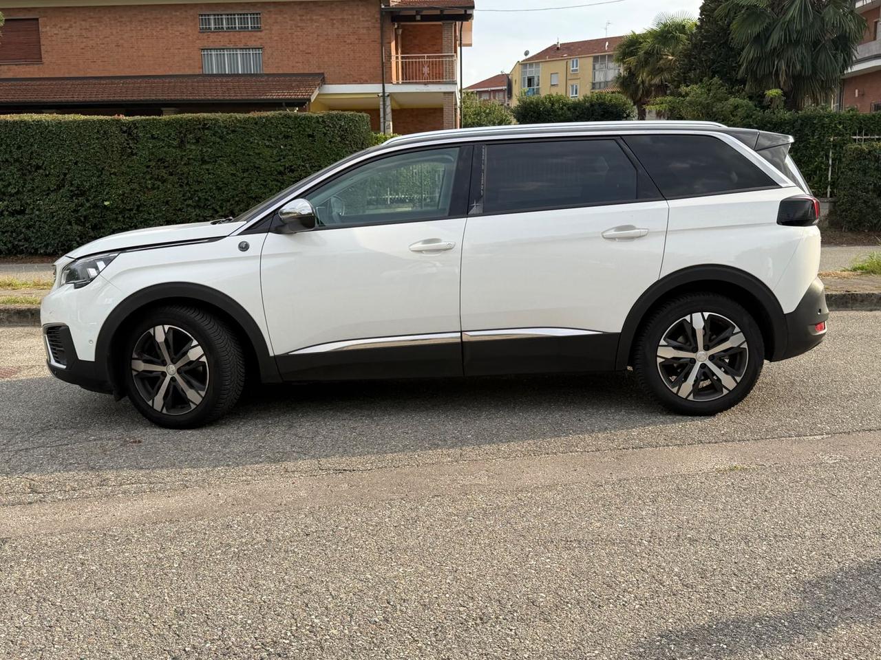 Peugeot 5008 GT Line / Crossway 1.2 PureTe #12141