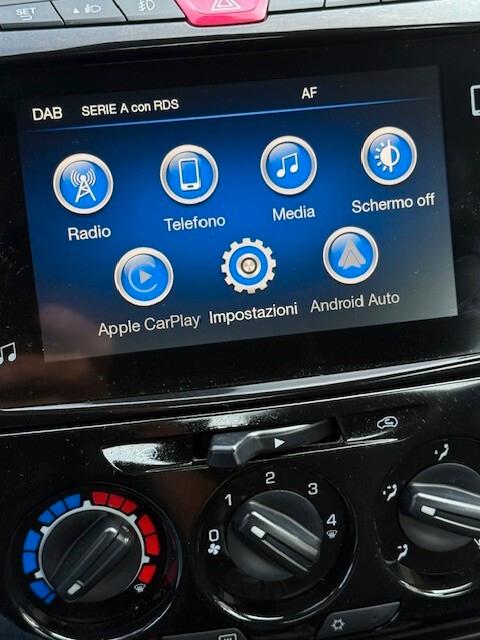 Lancia Ypsilon neopatentati 5 posti
