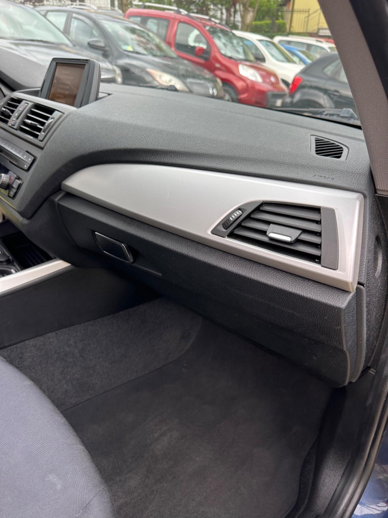 Bmw 116d 5p. URBAN GARANZ UNICOPR KMCERT EU5B