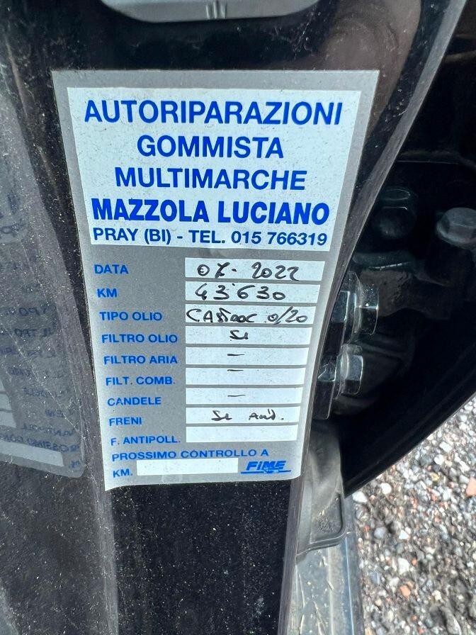 Alfa Romeo Giulia 2.2 Turbodiesel 180 CV AT8 Business Sport Launch Ed.