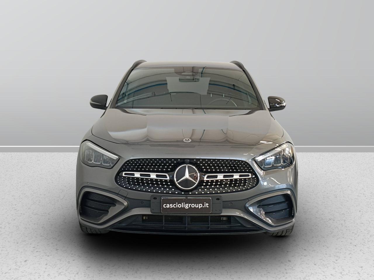 Mercedes-Benz GLA-H247 2023 - GLA 180 d AMG Line Advanced Plus auto
