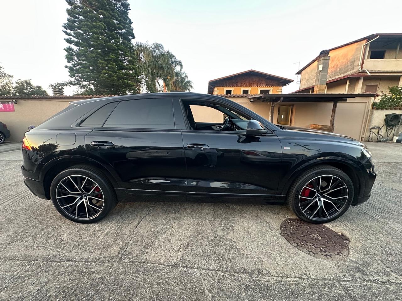 Audi Q8 50 TDI 286 CV quattro tiptronic Sport