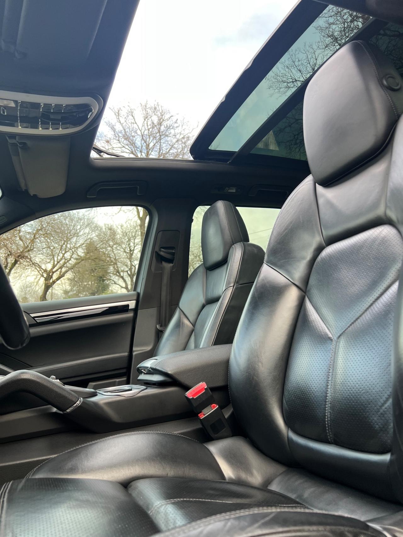 Porsche Cayenne 3.0 Diesel FULL OPTIONAL PERMUTE RATE GARANZIA