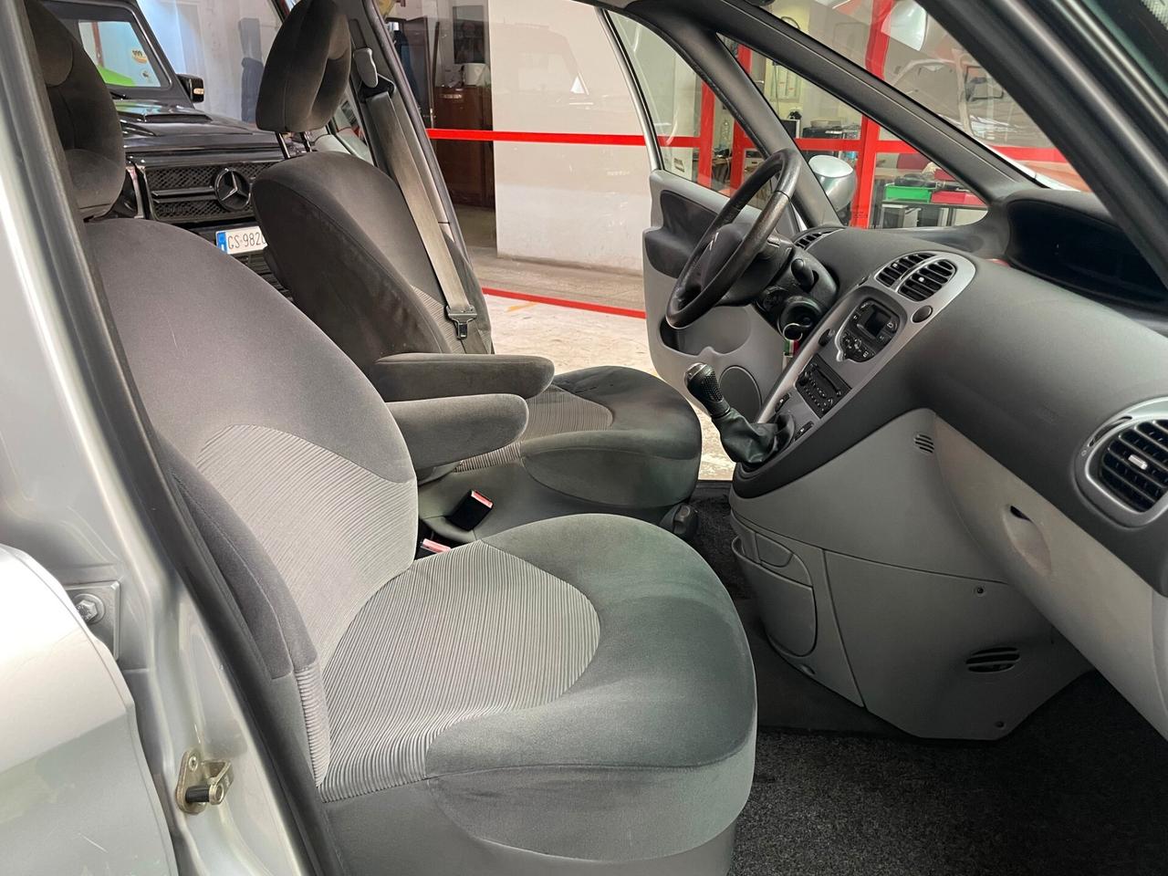 Citroen Xsara Picasso 1.6 16V Elegance GPL