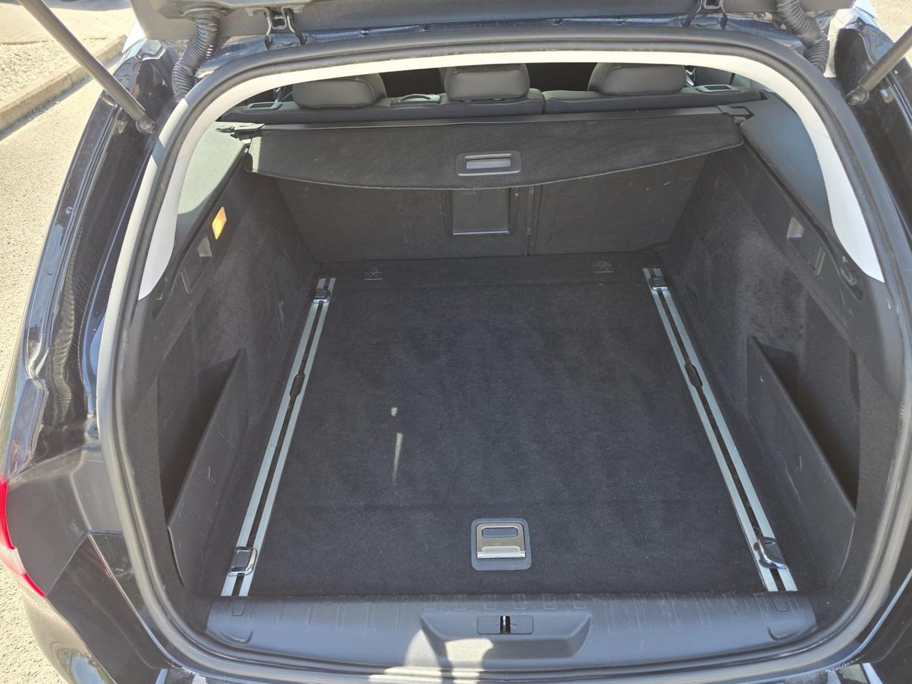 Peugeot 308 BlueHDi 120 S&S EAT6 SW Allure