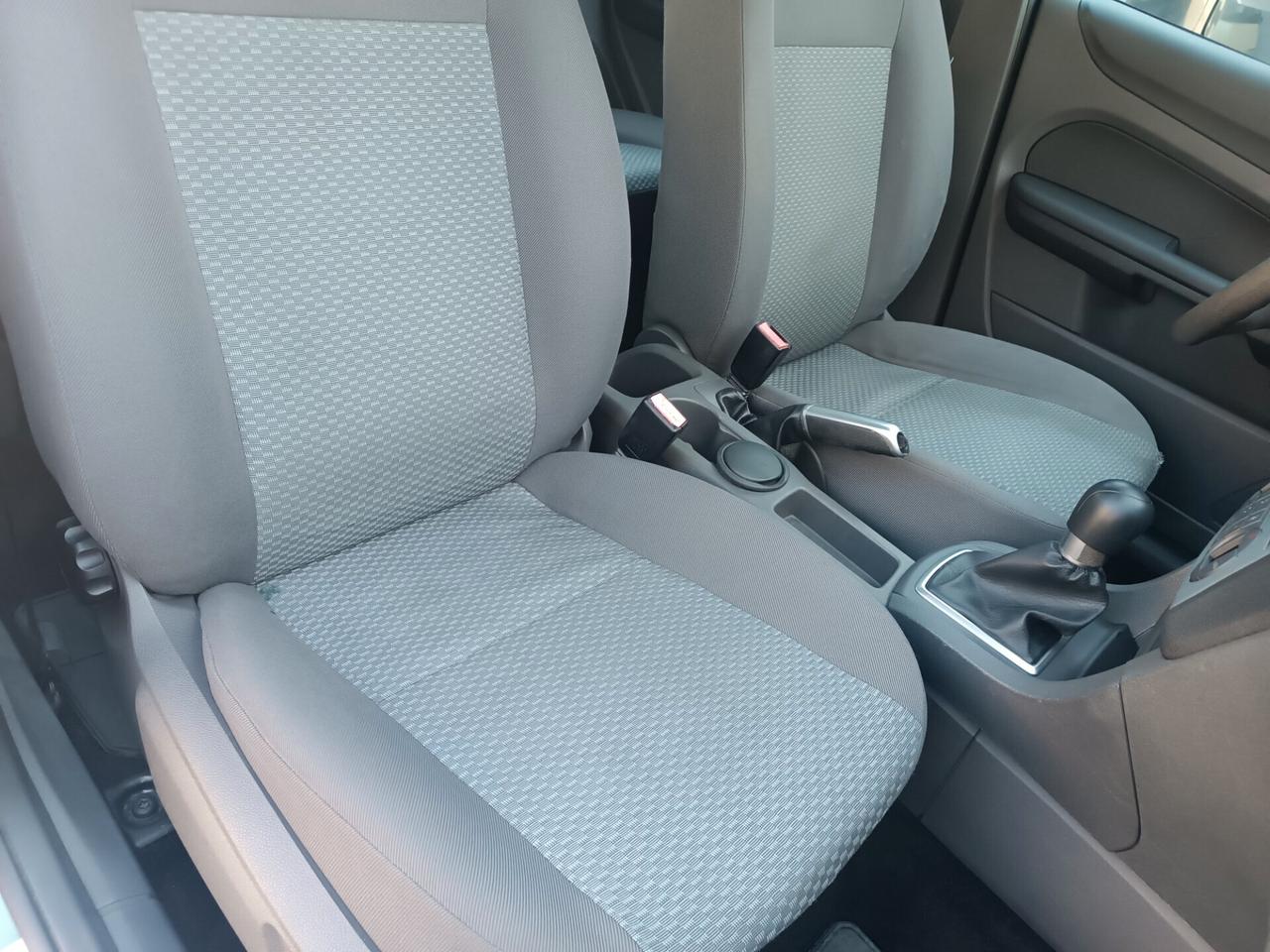 Ford Focus 1.8 diesel garanzia