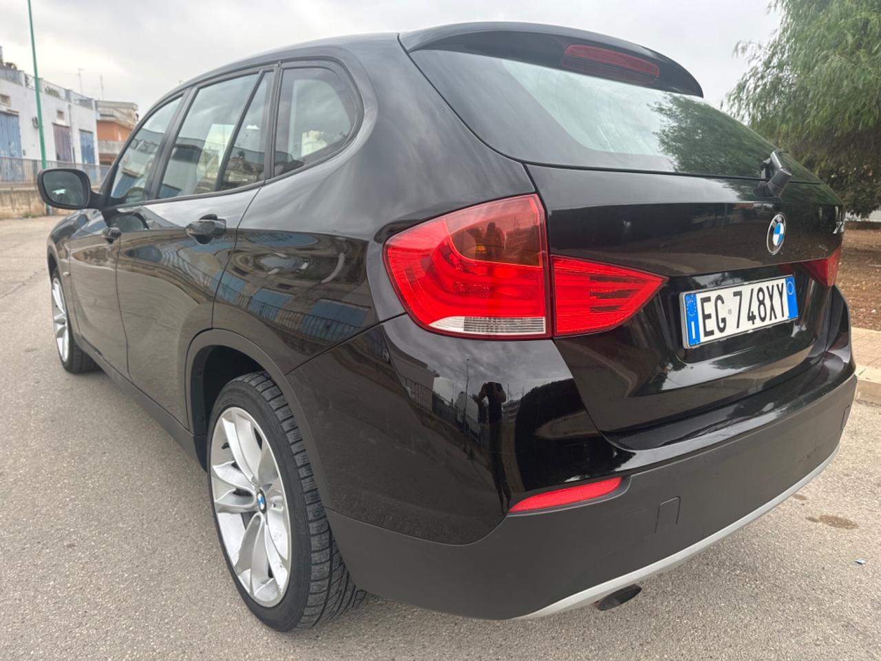 Bmw X1 2.0 xDRIVE 18d DIESEL 2011 - CAMBIO AUTOMATICO