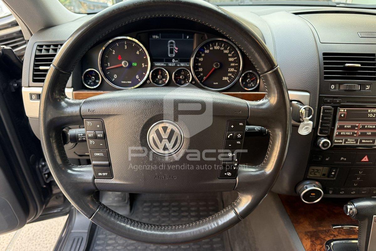 VOLKSWAGEN Touareg 3.0/240CV V6 TDI DPF tip. Executive