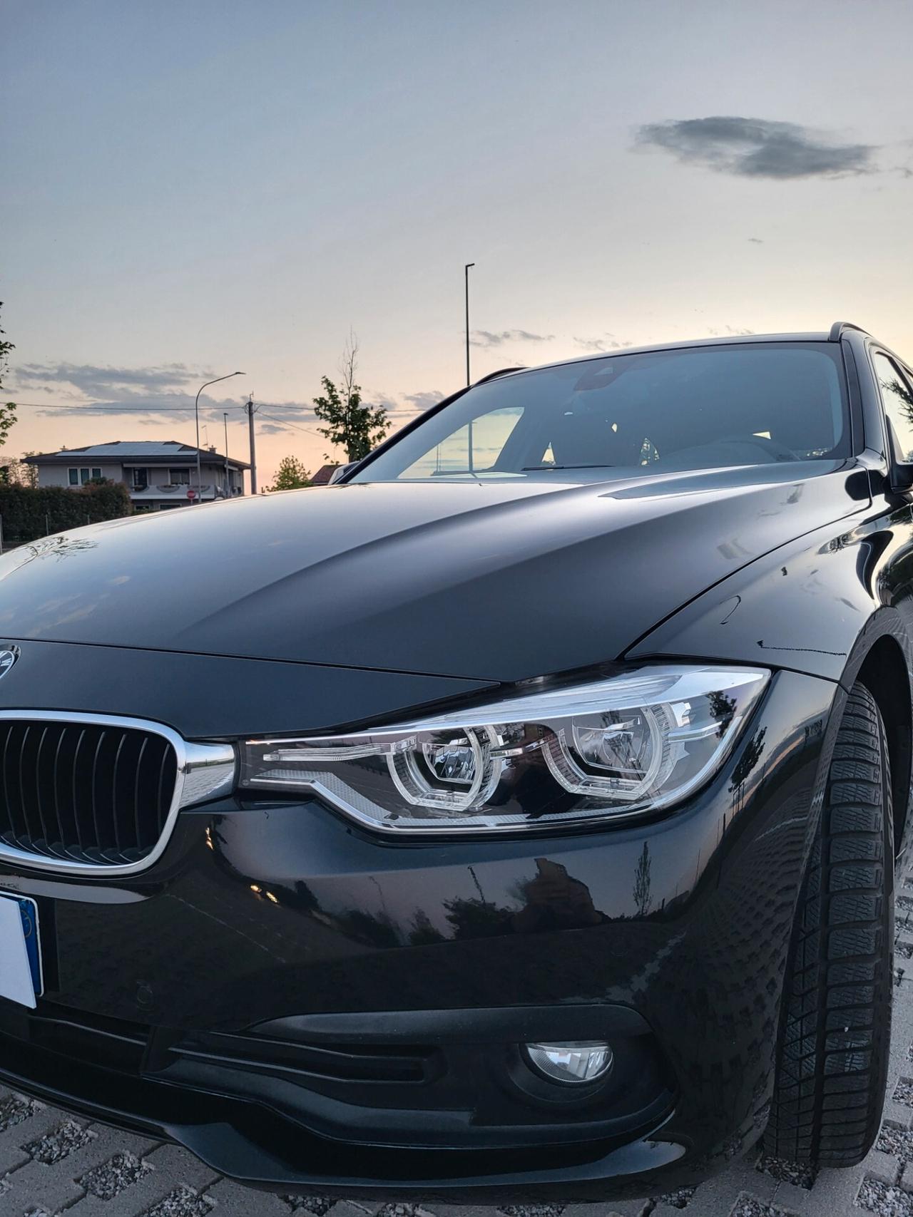 Bmw 320d xDrive Touring Business Advantage