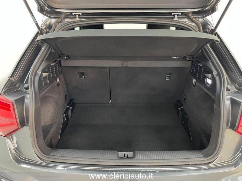 Audi Q2 35 TDI quattro S tronic Identity Black