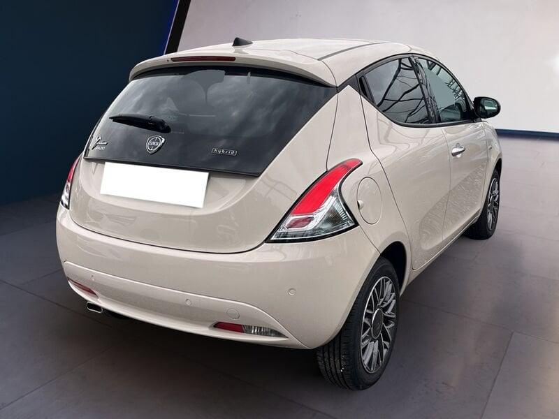 Lancia Ypsilon III 2021 1.0 firefly hybrid Gold s&s 70cv