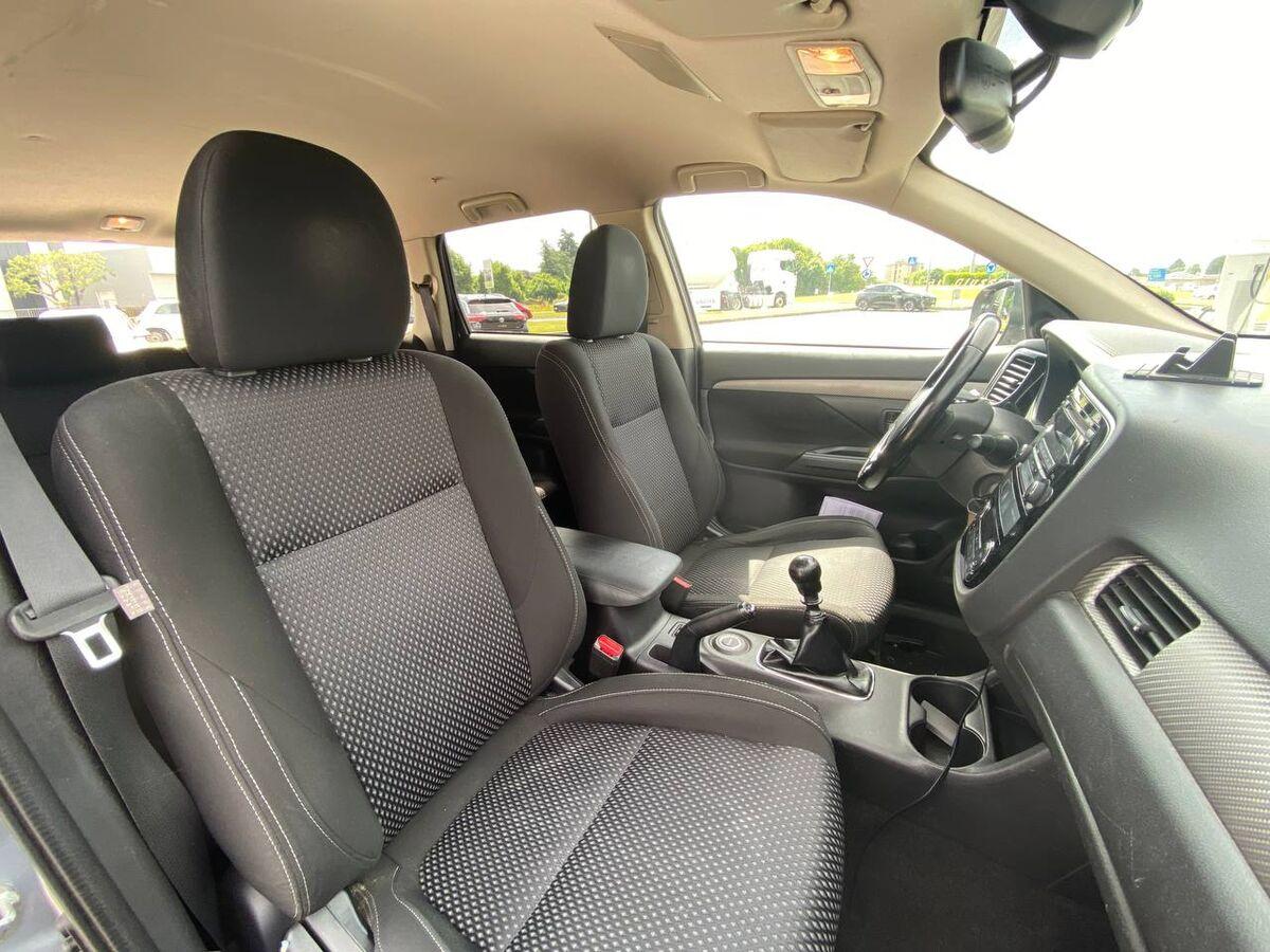 Mitsubishi Outlander Outlander 2.2 Intense awd 5p.ti