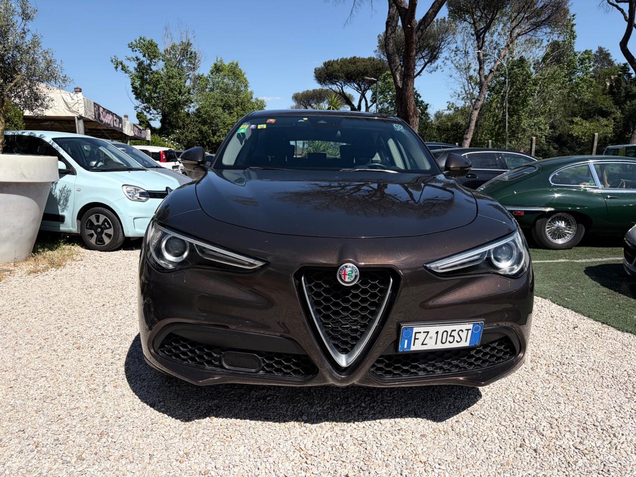 Alfa Romeo Stelvio 2.2 Turbodiesel 160 CV AT8 RWD Business