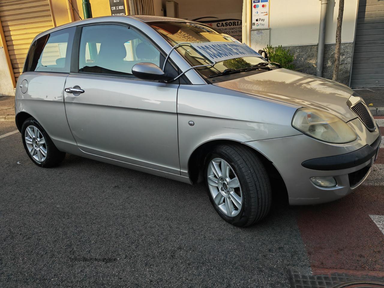 LANCIA YPSILON 1.2 BENZINA CV60 KW44 ORO