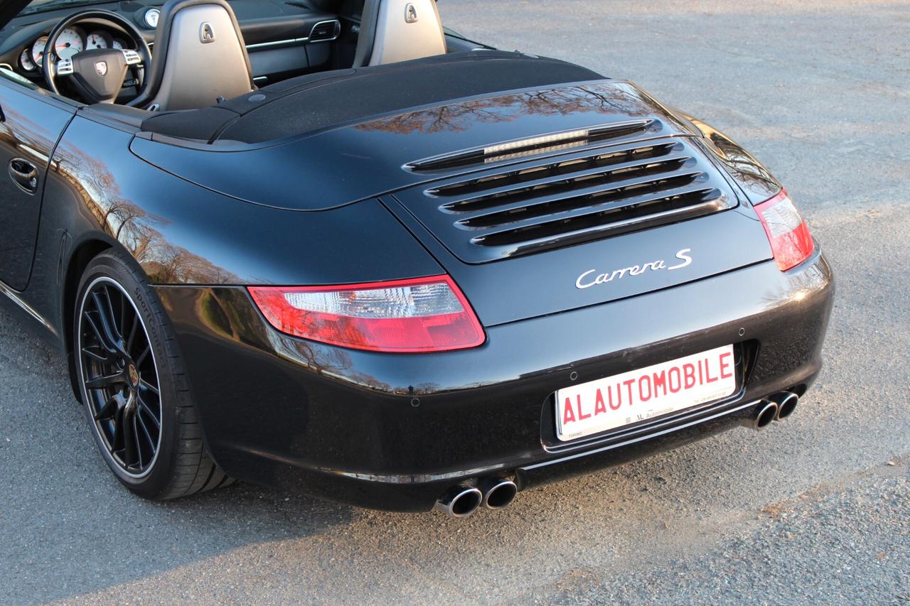 Porsche 911 Carrera S Cabriolet
