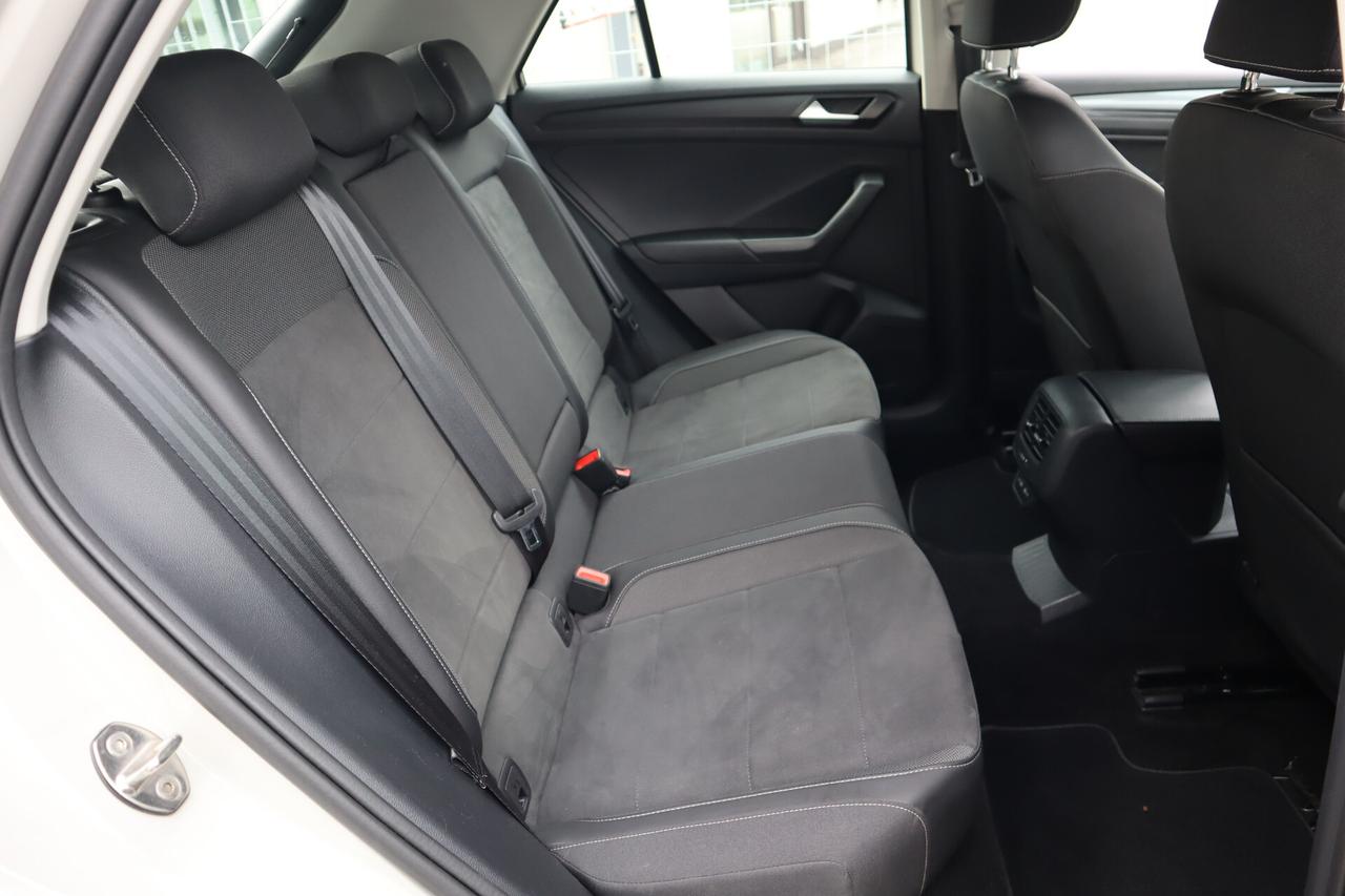 Volkswagen T-Roc 2.0 TDI 150 CV STYLE DSG 17" ACC VIRTUAL LED