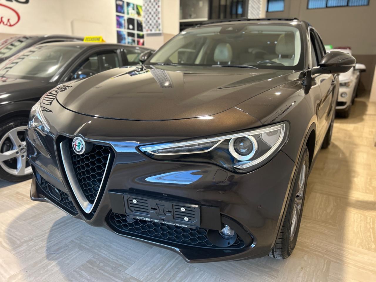 Alfa Romeo Stelvio 2.2 Turbodiesel 210 CV AT8 Q4