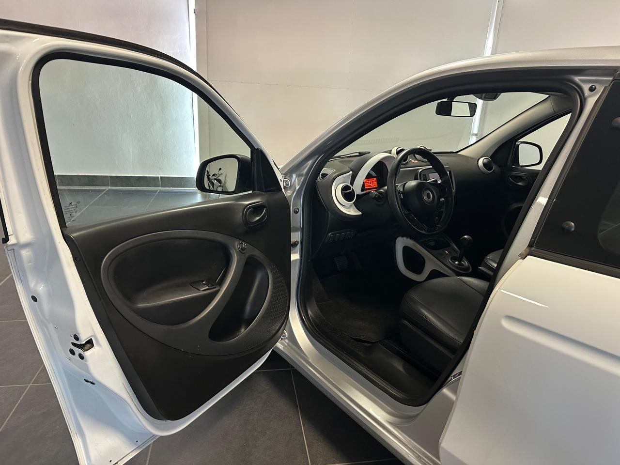 SMART FORFOUR 1.0 AUTOMATICA 71CV PRONTA CONSEGNA