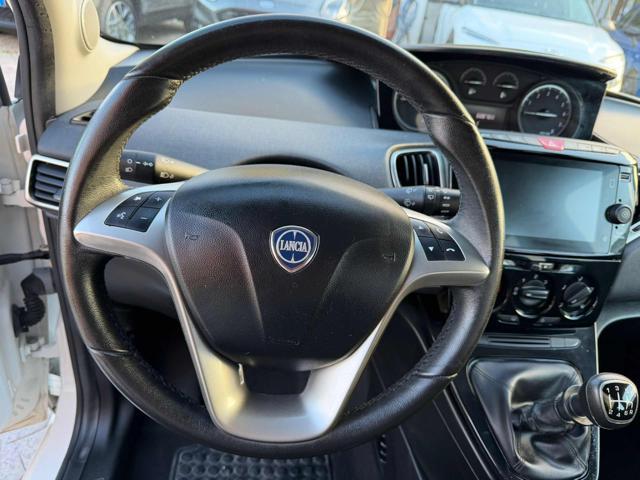 LANCIA Ypsilon 1.0 FireFly 5 porte S&S Hybrid Ecochic Gold