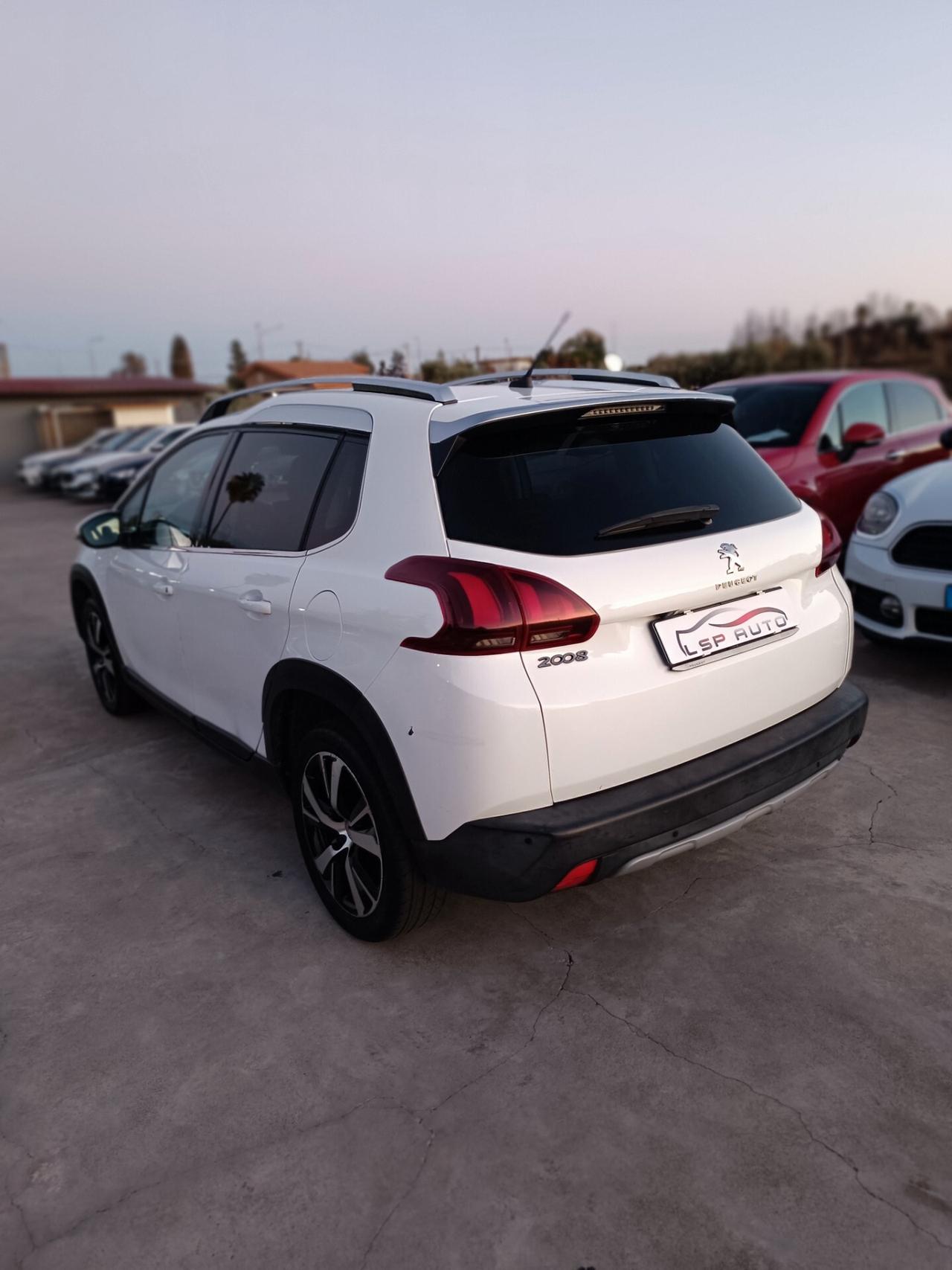 Peugeot 2008 BlueHDi 120 S&S Allure