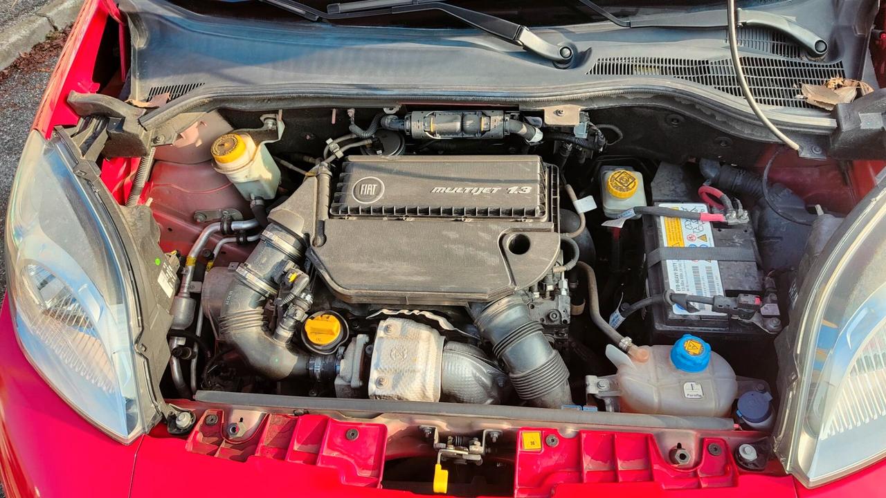 Fiat Qubo 1.3 MJT 95 CV Trekking