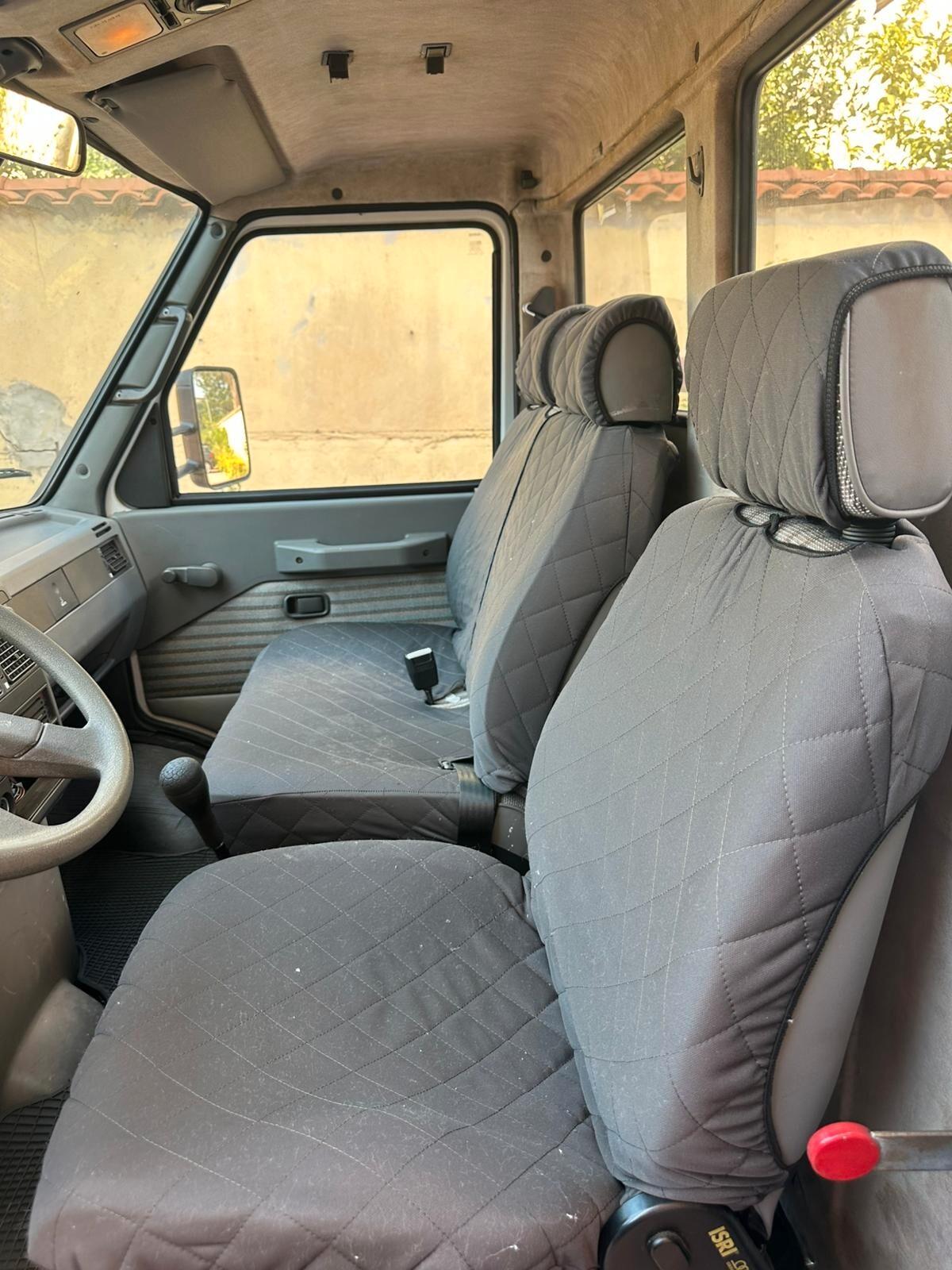 IVECO 35.10 CARROATTREZZI 1990
