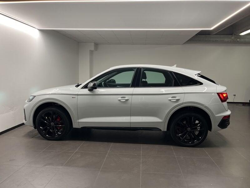 Audi Q5 Audi Sportback S line plus 40 TDI quattro 150(204) kW(CV) S tronic