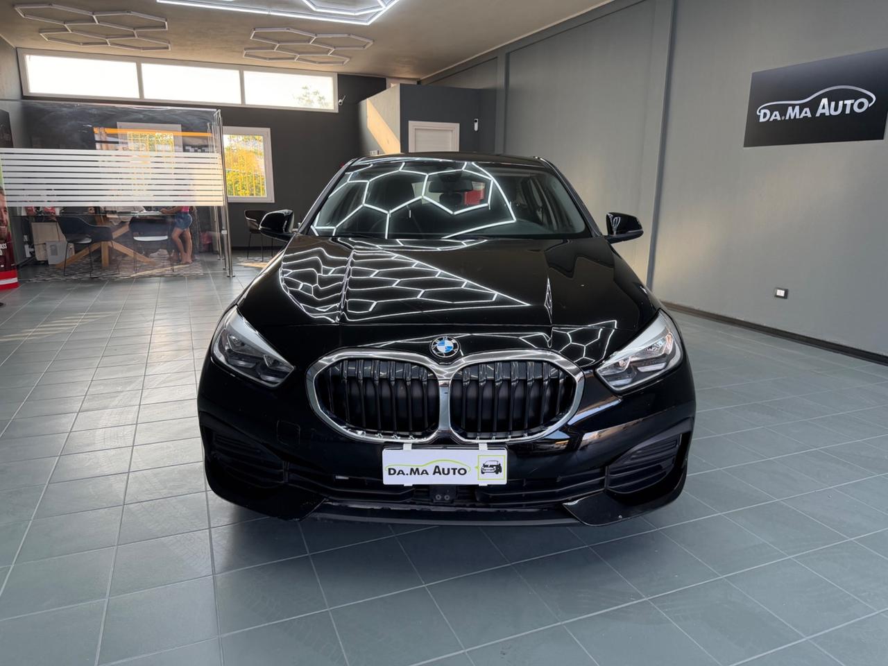 Bmw 116d 5p. Advantage Automatica