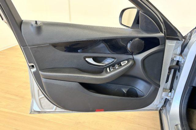 MERCEDES-BENZ C 200 d S.W. Auto Business