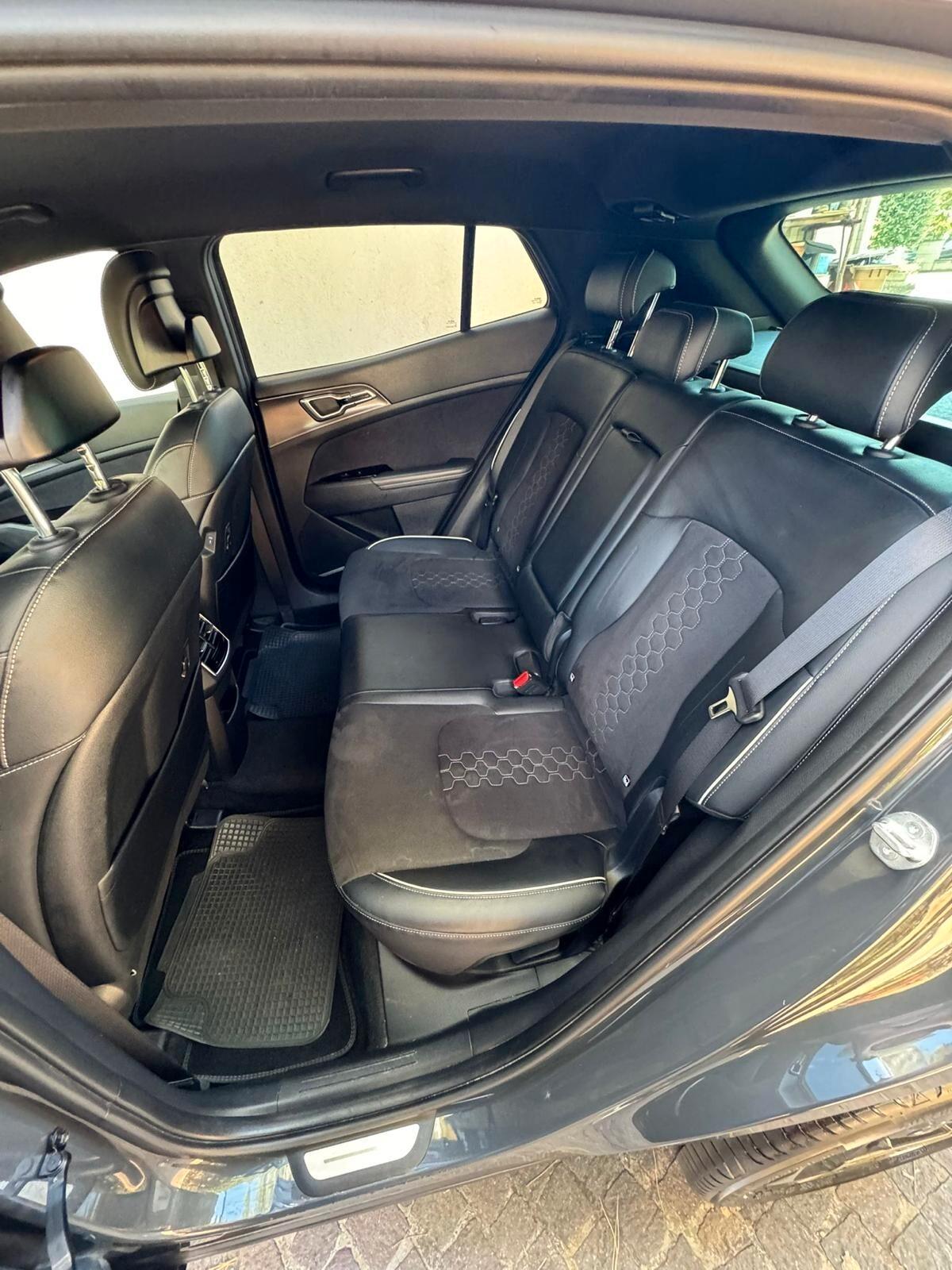 Kia Sportage 1.6 CRDi MHEV DCT GT-line Plus