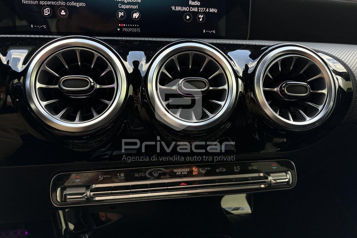 MERCEDES A 200 d Automatic Premium