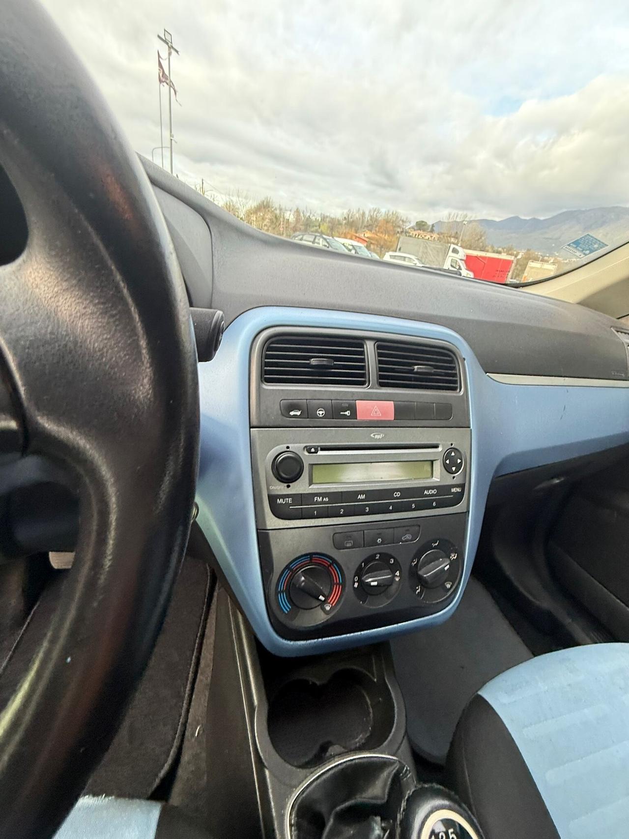 FIAT GRANDE PUNTO 5P