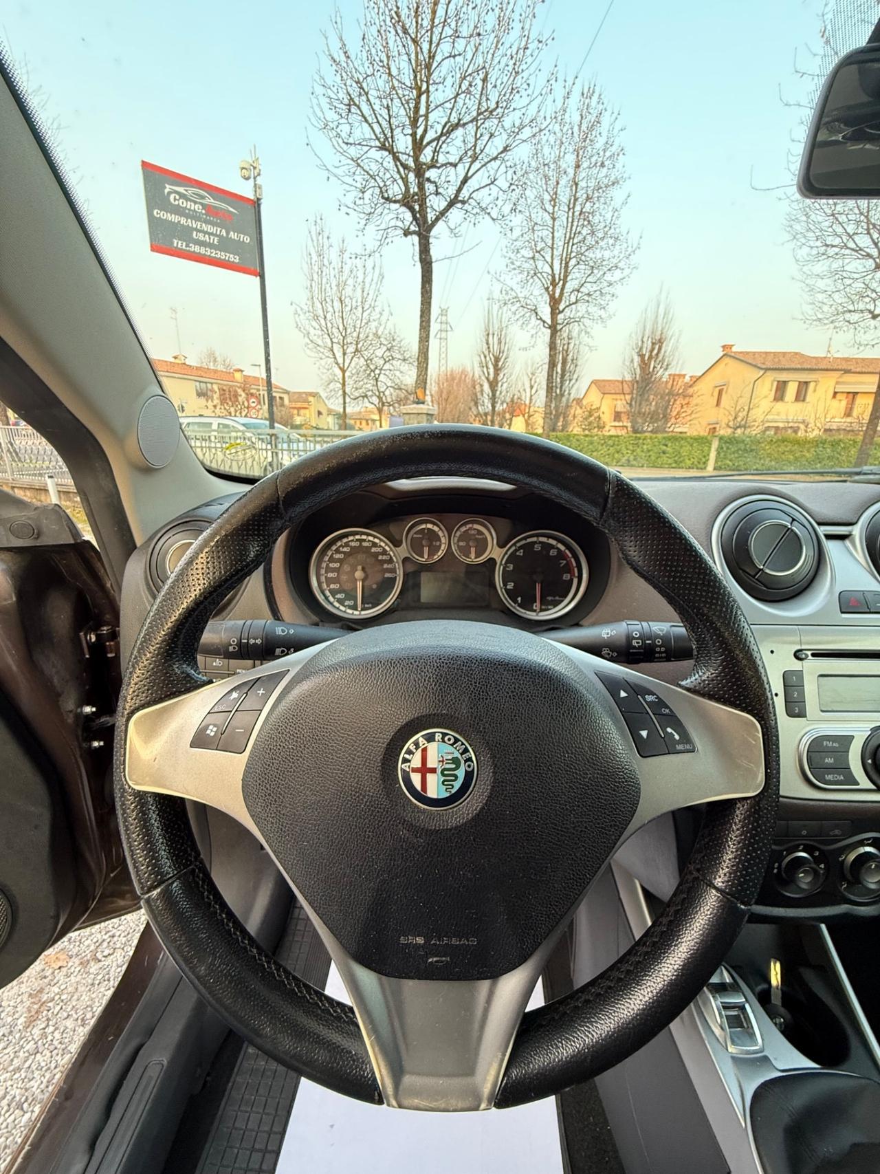 Alfa Romeo MiTo 1.4 105 CV M.air S&S Distinctive Sport Pack