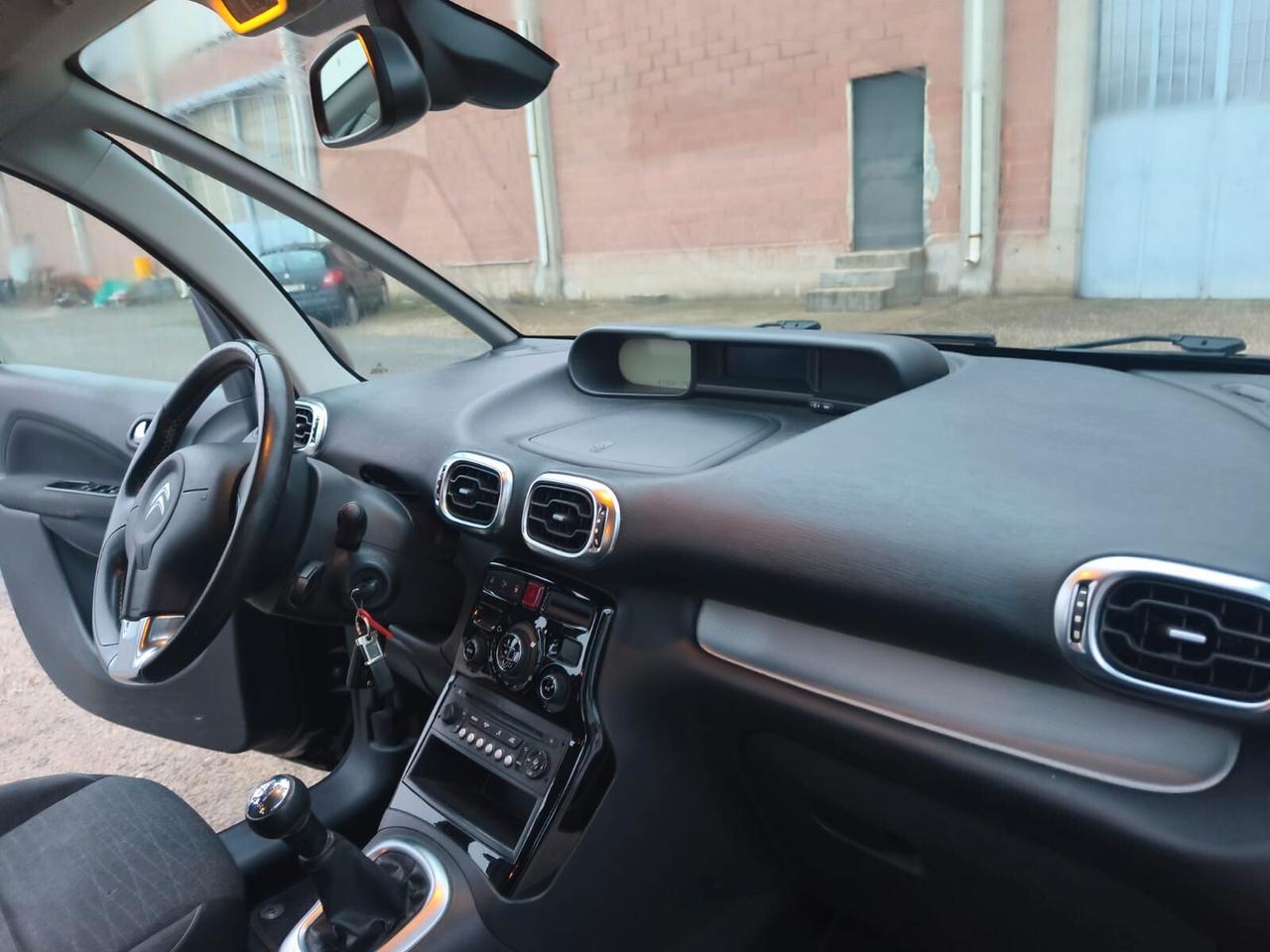 Citroen C3 Picasso 2016---1.6 Diesel