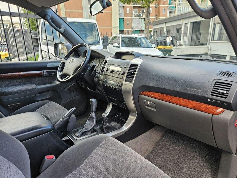 Toyota Land Cruiser Land Cruiser 5p 3.0 d4-d auto